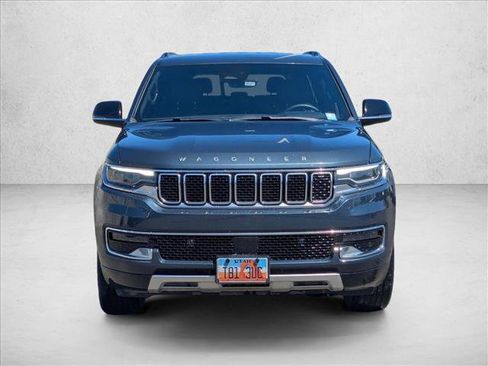 Used 2024 Jeep Wagoneer Series II w/ Flexible Seating Group AWD/4WD image 2