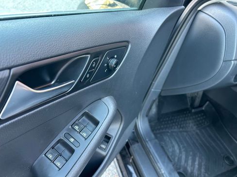 Used 2016 Volkswagen Jetta S image 7