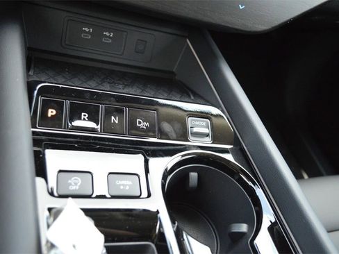 New 2025 Nissan Murano SL image 33