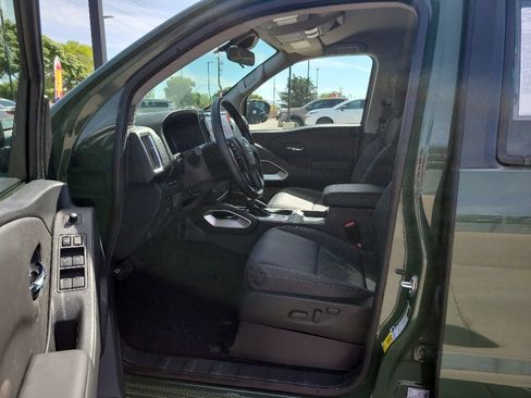 New 2026 Nissan Frontier SV w/ Tow Package AWD/4WD image 10
