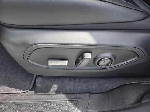 New 2026 Jeep Grand Cherokee L Limited RWD image 4