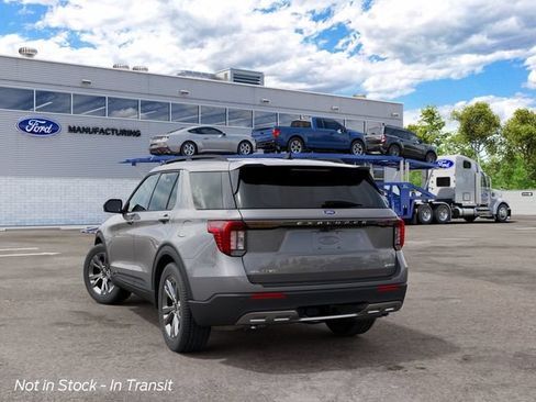 New 2027 Ford Explorer Active w/ Active Comfort Package AWD/4WD image 7