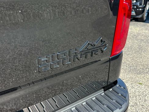 Certified 2024 Chevrolet Silverado 1500 High Country w/ Midnight Edition AWD/4WD image 6