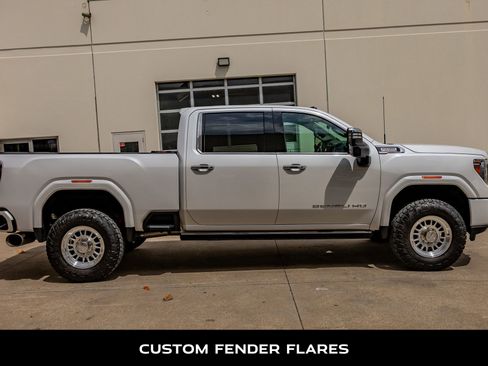 Used 2021 GMC Sierra 3500 Denali w/ Denali Ultimate Package image 10