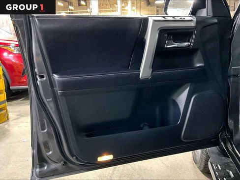 Used 2018 Toyota 4Runner SR5 image 22