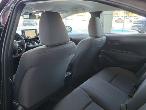 Certified 2025 Toyota Corolla LE image 26