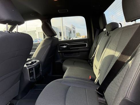 New 2026 RAM 2500 Big Horn AWD/4WD image 26