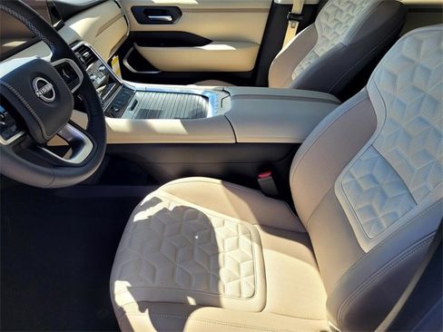 New 2026 Nissan Armada Platinum Reserve w/ Convenience Package image 9