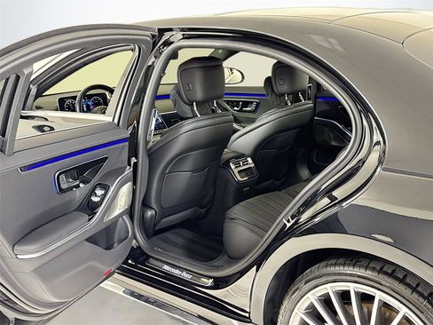 Used 2023 Mercedes-Benz S 500 4MATIC image 23