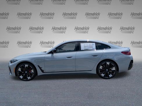 New 2026 BMW 430i xDrive w/ M Sport Package AWD/4WD image 10