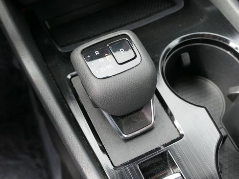 Used 2023 Nissan Rogue S FWD image 20