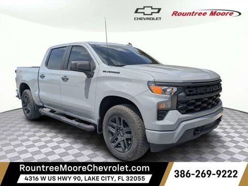 Used 2024 Chevrolet Silverado 1500 Custom w/ Turbomax Blackout Package AWD/4WD image 1