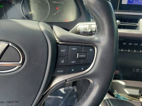 Used 2024 Lexus UX 250h FWD w/ Premium Package image 23