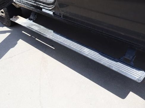 Used 2022 RAM 3500 Limited AWD/4WD image 28