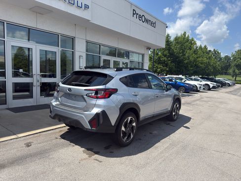 Used 2025 Subaru Crosstrek 2.5i Limited AWD/4WD image 3