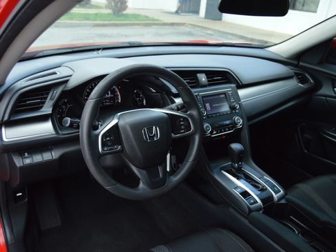Used 2016 Honda Civic LX image 9