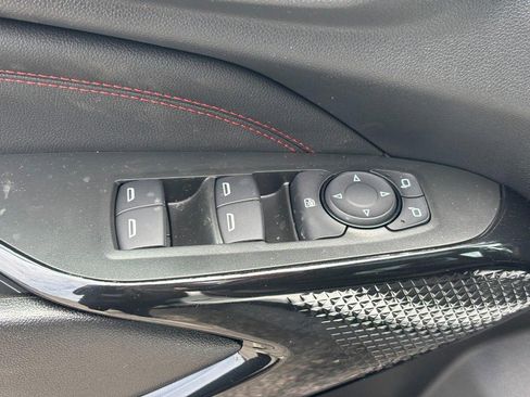 New 2026 Chevrolet Trax RS w/ Sunroof Package FWD image 11