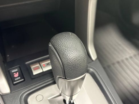 Used 2018 Subaru Forester 2.5i Limited AWD/4WD image 25