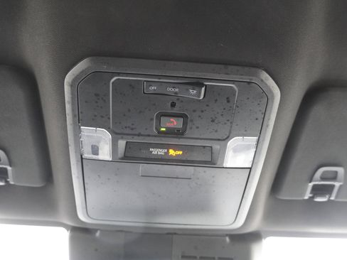 Used 2024 Toyota Tacoma TRD Off-Road image 35