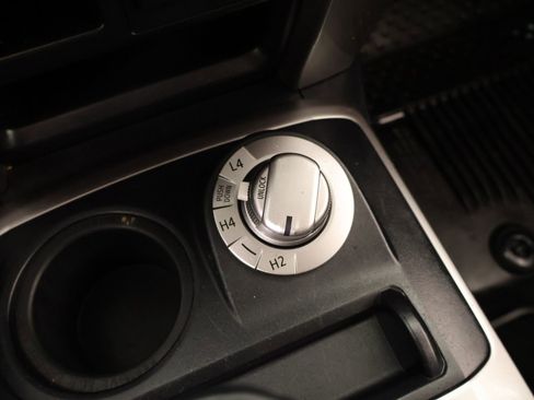 Used 2020 Toyota 4Runner SR5 Premium AWD/4WD image 9