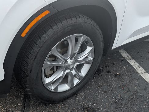 Used 2021 Hyundai Palisade SE AWD/4WD image 9