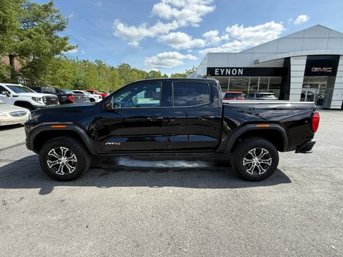 Used 2023 GMC Canyon AT4 w/ AT4 Premium Package AWD/4WD image 2