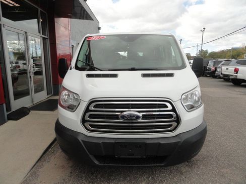 Used 2017 Ford Transit 350 XLT image 7