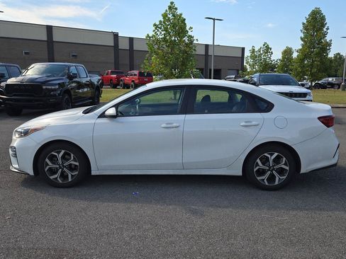 Used 2021 Kia Forte LXS FWD image 4