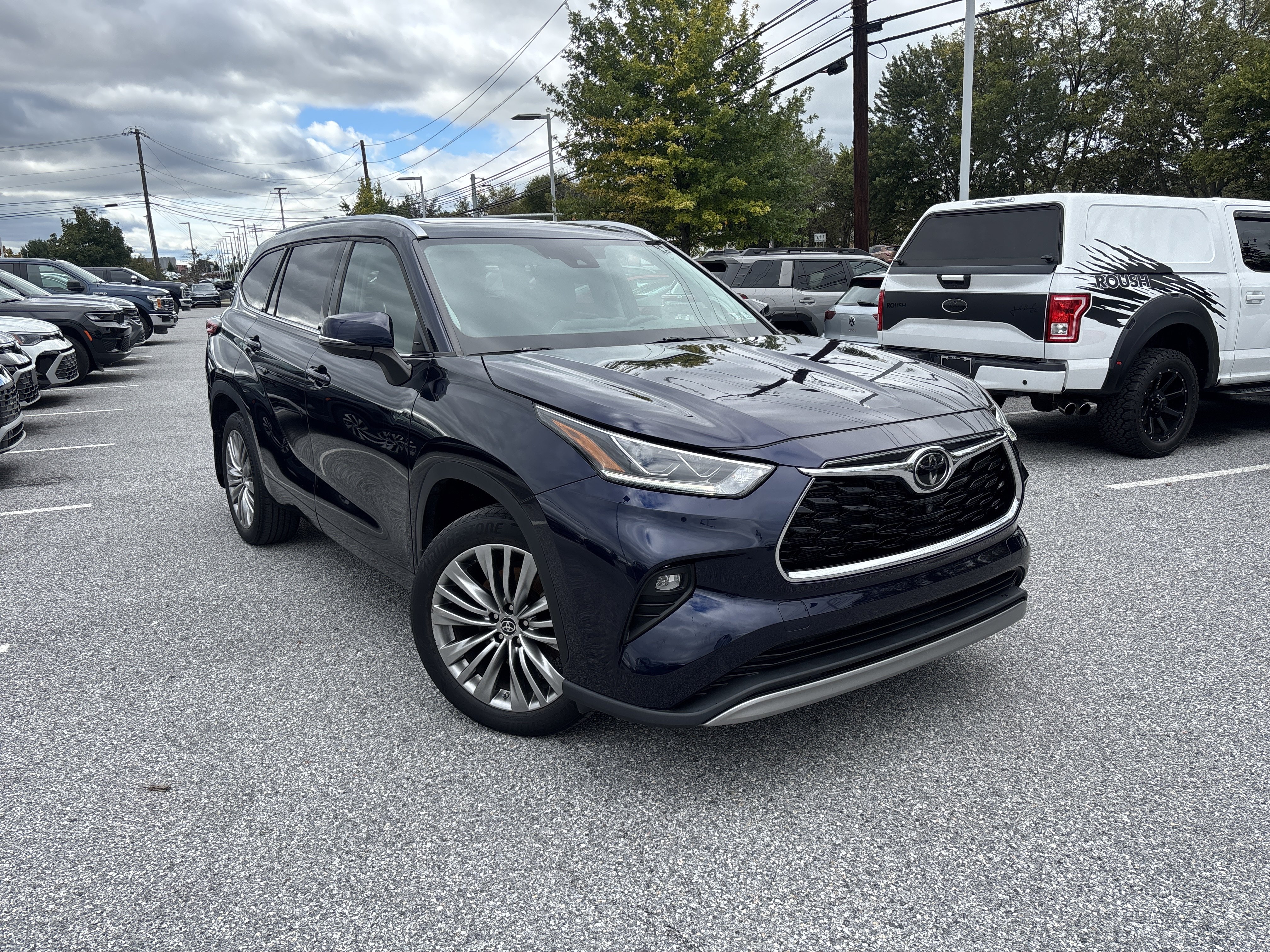 Used 2021 Toyota Highlander Platinum AWD/4WD image 19