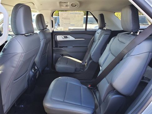 New 2026 Ford Explorer Active w/ Active Comfort Package image 29