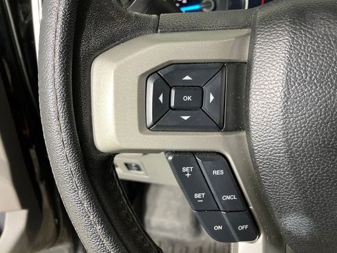 Certified 2018 Ford F150 Lariat image 18