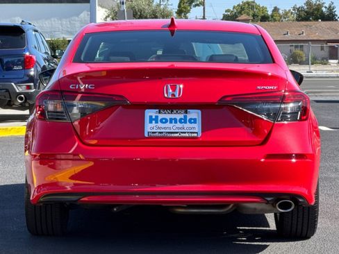 Used 2024 Honda Civic Sport image 10