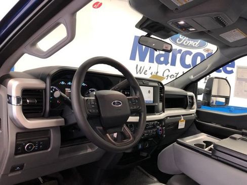 New 2026 Ford F250 XL w/ XL Chrome Package AWD/4WD image 16