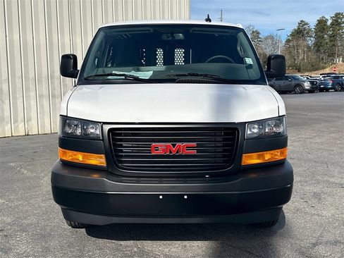 New 2025 GMC Savana 2500 w/ Driver Convenience Package image 3