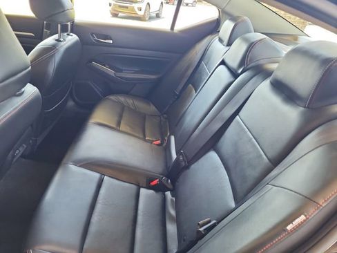 Used 2024 Nissan Altima 2.5 SR w/ SR Premium Package FWD image 23