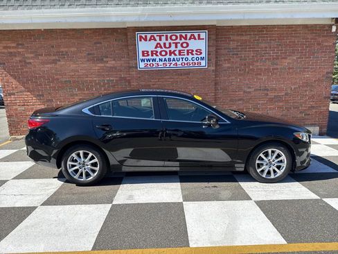 Used 2017 MAZDA MAZDA6 Sport image 2