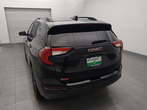 Used 2023 GMC Terrain SLE w/ Driver Convenience Package FWD image 6