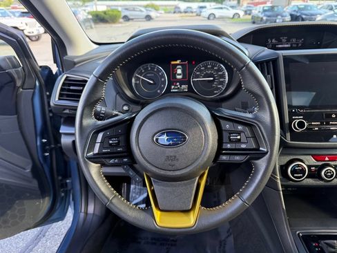 Used 2022 Subaru Crosstrek 2.5i Sport w/ Moonroof Package AWD/4WD image 12