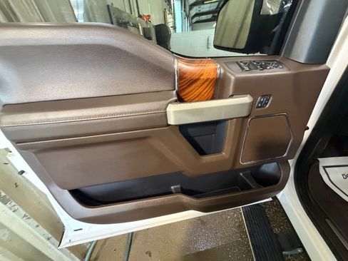 Used 2017 Ford F150 King Ranch w/ Equipment Group 601A Luxury AWD/4WD image 10