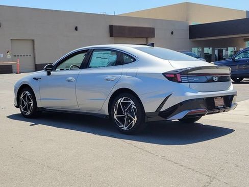New 2026 Hyundai Sonata SEL FWD image 3