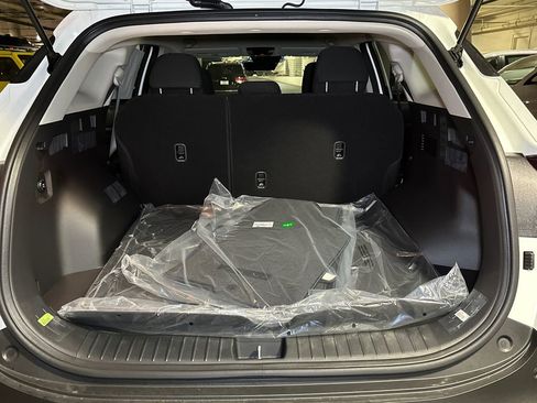 New 2026 Kia Sportage LX image 6