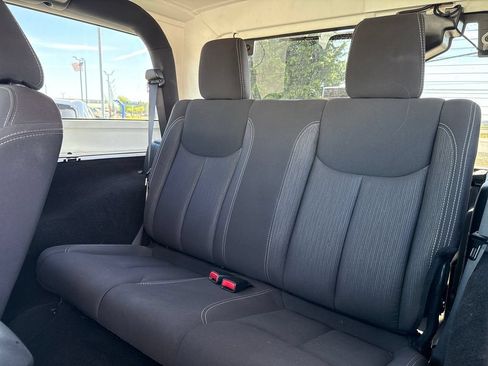 Used 2014 Jeep Wrangler Sahara w/ Connectivity Group AWD/4WD image 14