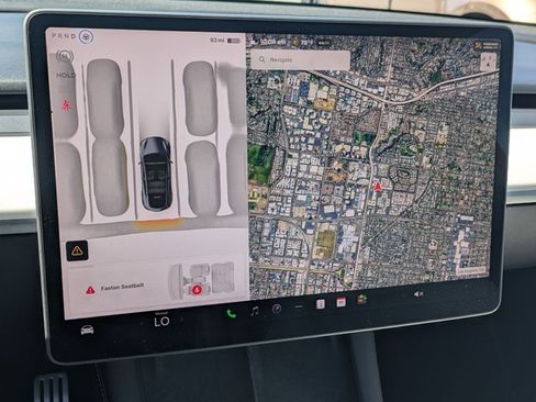 Used 2023 Tesla Model Y Performance AWD/4WD image 13