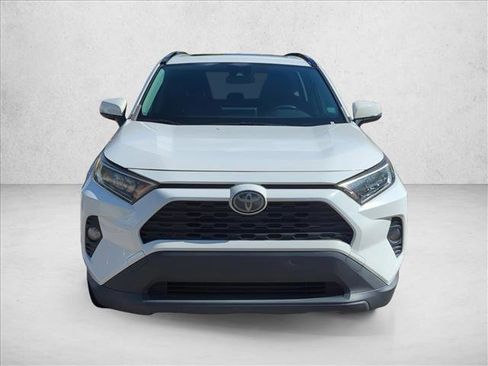 Certified 2019 Toyota RAV4 XLE Premium FWD image 2