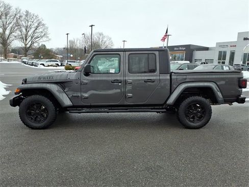 Used 2022 Jeep Gladiator Sport image 7