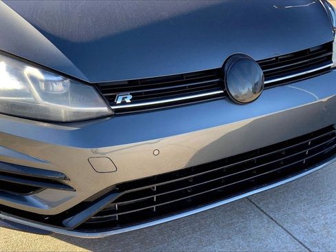 Used 2019 Volkswagen Golf R 4-Door image 27