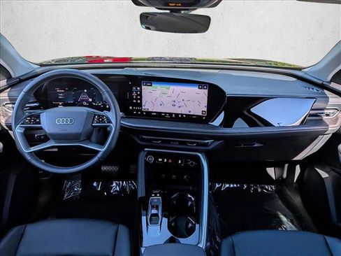 Certified 2025 Audi Q5 Premium w/ Convenience Package AWD/4WD image 20