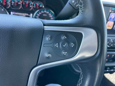 Used 2018 GMC Sierra 1500 SLE w/ SLE Value Package AWD/4WD image 18