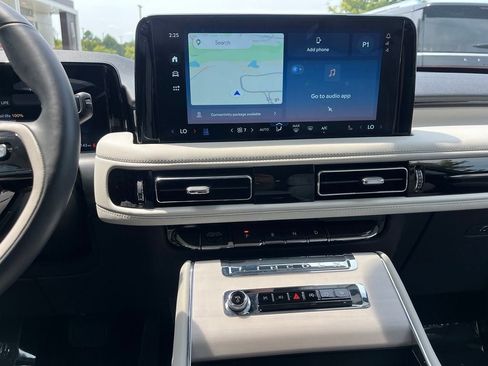 Used 2026 Lincoln Aviator Reserve w/ Luxury Package AWD/4WD image 31