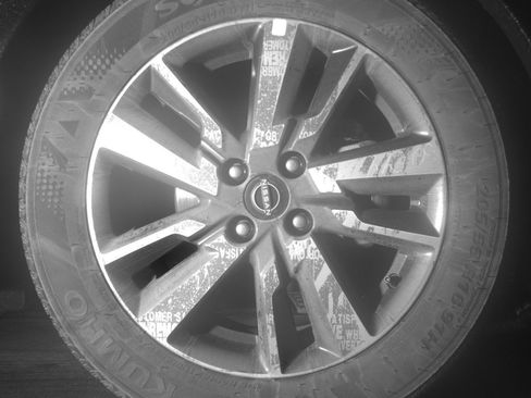 Used 2025 Nissan Versa SV FWD image 13